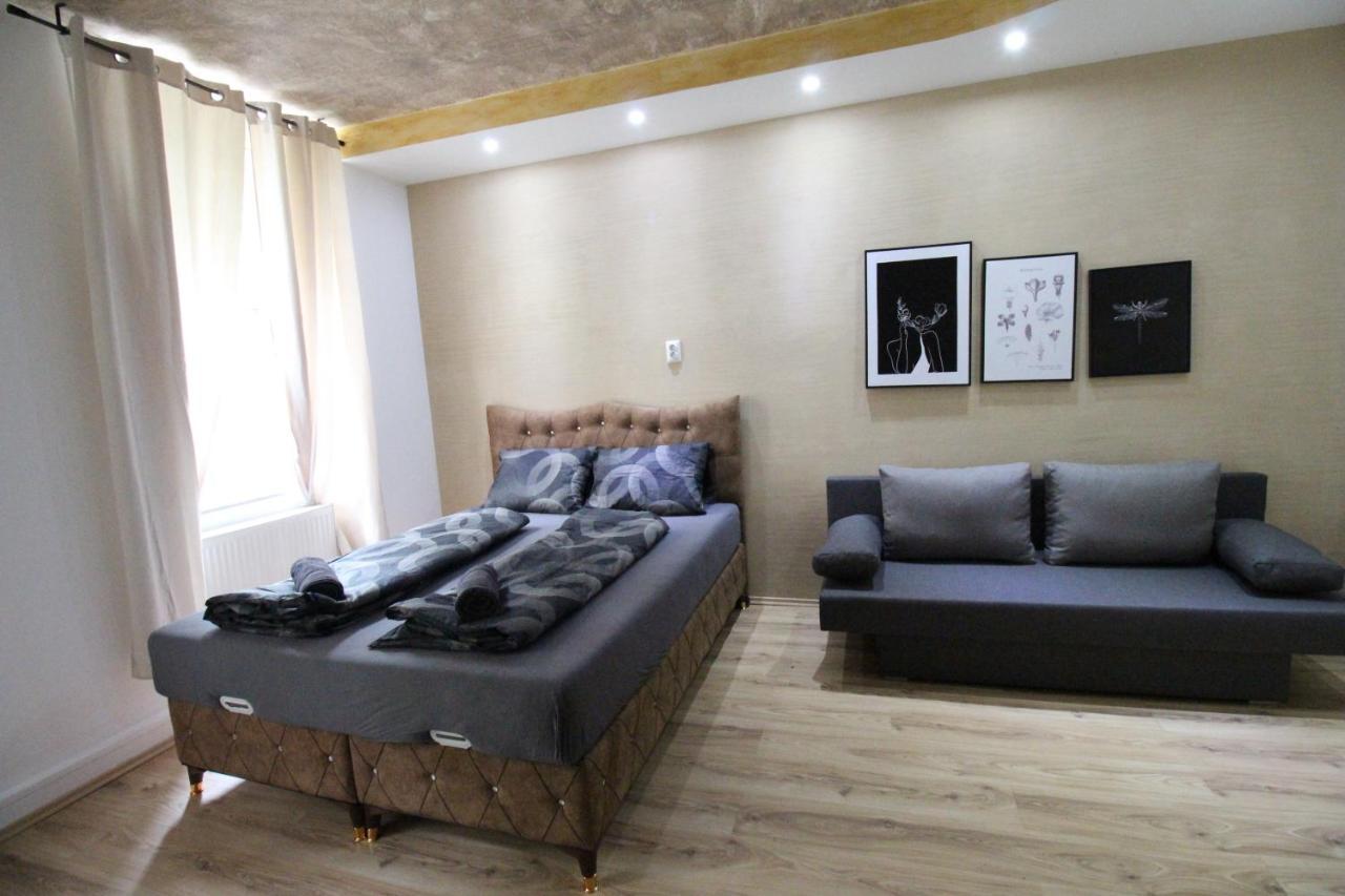 Private Quad Bedroom With Bathroom Rf3 Вена Экстерьер фото
