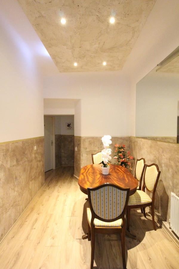 Private Quad Bedroom With Bathroom Rf3 Вена Экстерьер фото