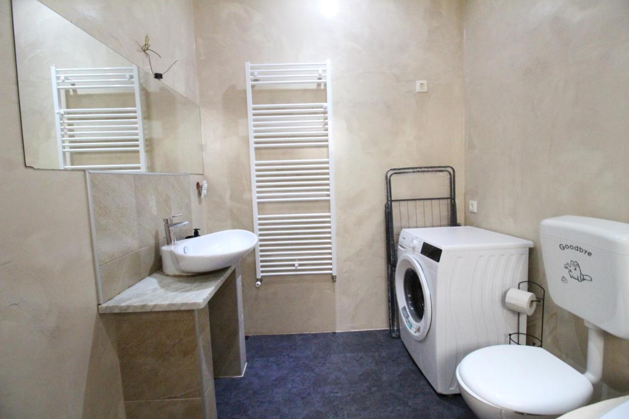 Private Quad Bedroom With Bathroom Rf3 Вена Экстерьер фото