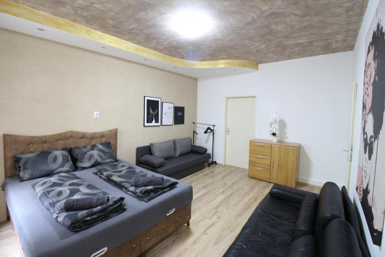 Private Quad Bedroom With Bathroom Rf3 Вена Экстерьер фото